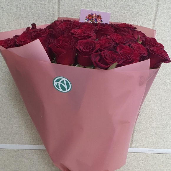 Букет из 35 красных роз 70 см (РФ)