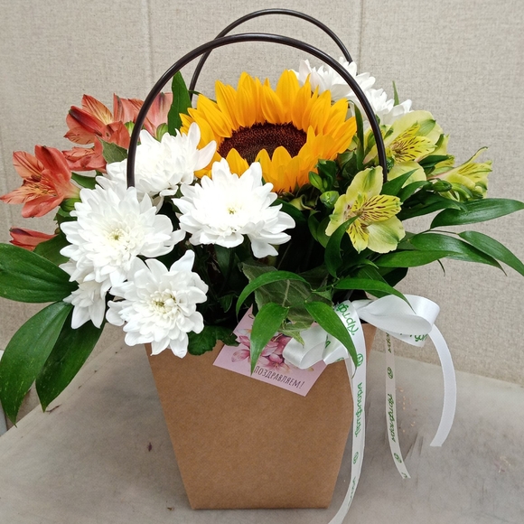 Цветочная сумочка с подсолнухом