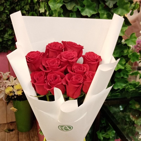 Букет из 11 красных роз 50 см (Эквадор)