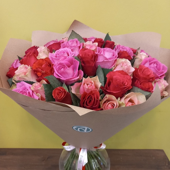 Букет из 51 розы розовый микс 50 см (Кения)