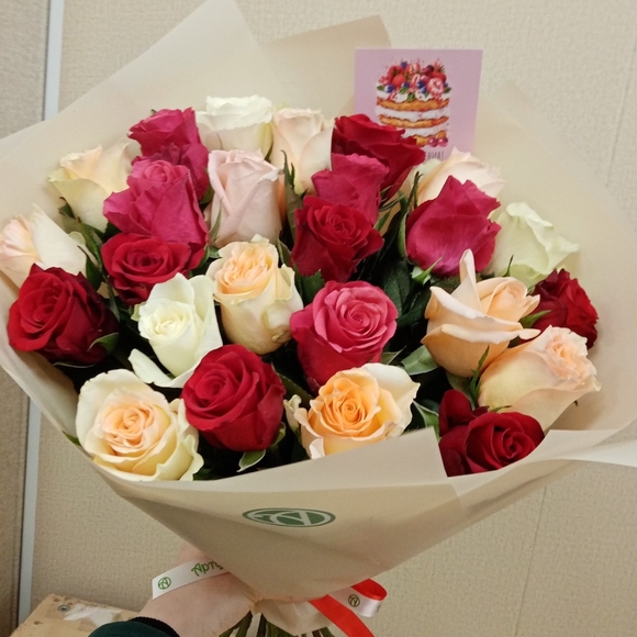 Букет из 25 роз микс 50 см (Кения)