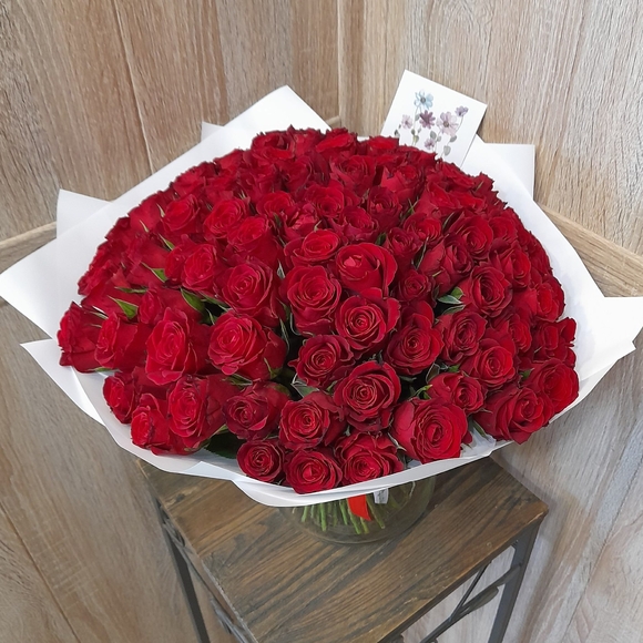 Букет из 101 красной розы Кения (35 см)
