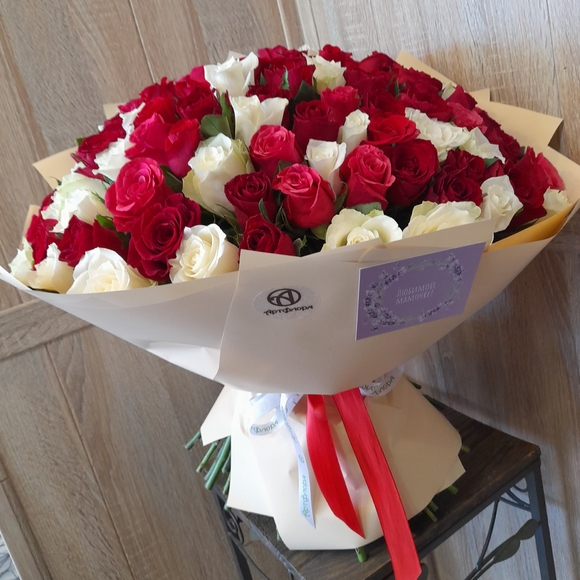 Букет из 101 розы розовый микс 50 см (Кения)