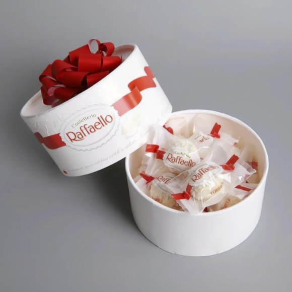 Конфеты подарочные Raffaello торт 100 гр.